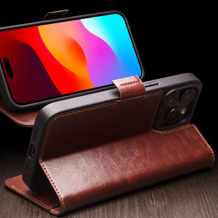 Funda para teléfono QIALINO Classic 103 con hebilla de cuero genuino, For iPhone 17e / 16e, For iPhone 17 Pro Max, For iPhone 17 Pro, For iPhone 17, For iPhone Air, For iPhone 15 Pro Max, For iPhone 15 Plus